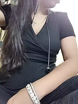 Romantic riya 06 online show from June 28, 3:29 pm
