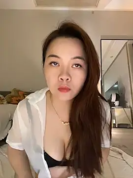 qianduoduo521 online show from July 11, 3:26 pm