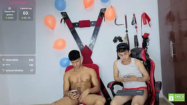 Nicolas AthleticBoy online show from July 18, 12:59 am