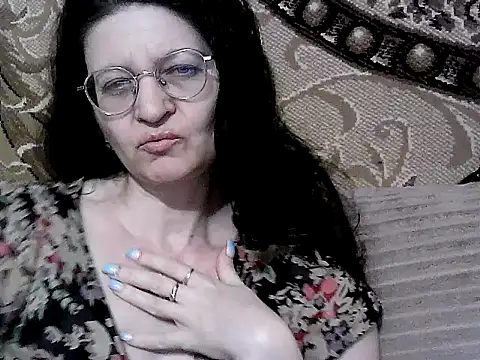 Dear Annet online show from July 11, 7:49 pm
