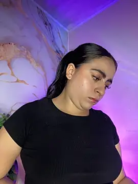 LILI 911 online show from July 8, 9:08 pm