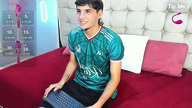 Zack23   online show from July 5, 3:13 am