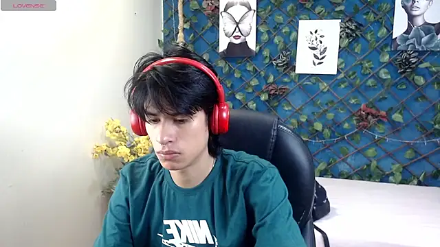 wayath1 online show from July 15, 11:04 am