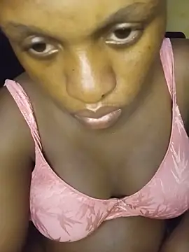 Modelaura online show from June 28, 6:36 pm