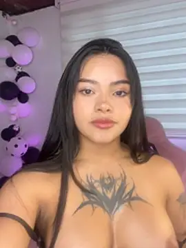 mia zafirr online show from July 9, 8:46 pm