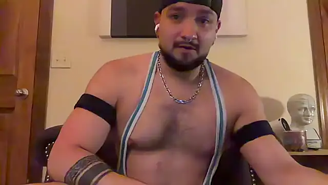 Snapshot of SlicknSly69 chatting on July 20, 6:49 am SlicknSly69 online show from July 20, 6:49 am