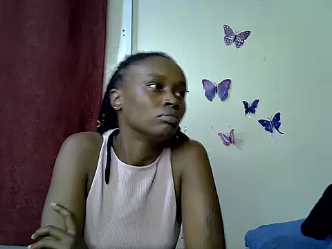 Snapshot of Rasta_tattoooed chatting on June 26, 5:34 am Rasta tattoooed online show from June 26, 5:34 am