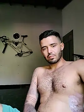 Snapshot of Deivi_Orth chatting on July 3, 10:05 pm Deivi Orth online show from July 3, 10:05 pm