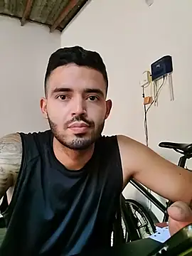 Snapshot of Deivi_Orth chatting on July 6, 2:14 pm Deivi Orth online show from July 6, 2:14 pm