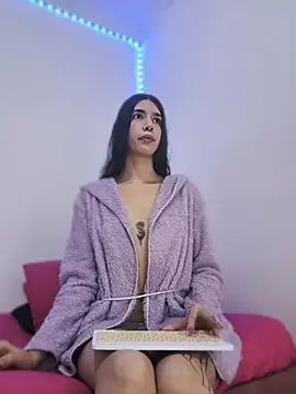 MaddyMendozax online show from June 28, 1:44 am