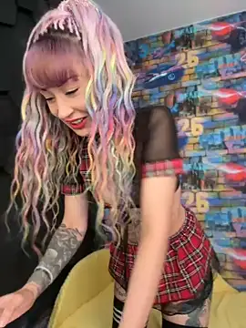 MoonAndDagger online show from June 15, 12:46 am
