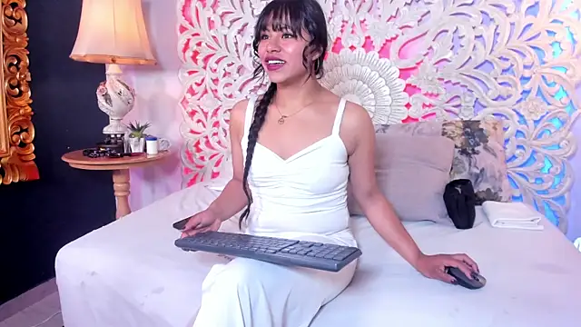 Natasha rosee  online show from July 30, 11:09 am