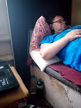 oksana72 online show from October 2, 9:38 am