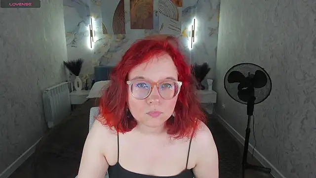 Aleks-casterrr online show from June 25, 5:06 pm