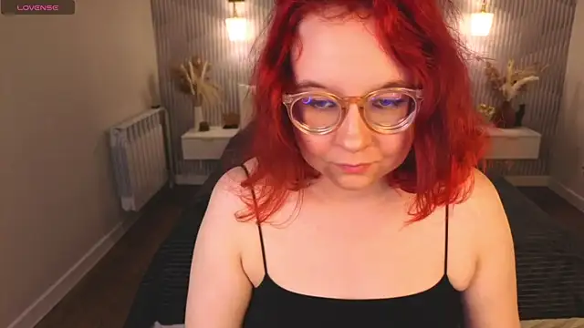 Aleks-casterrr online show from June 26, 5:17 pm