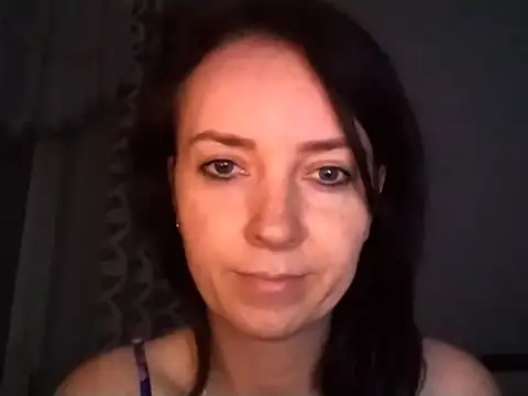 JenniferAlone online show from June 11, 8:29 pm