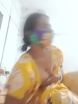 Simi-hot-boudi online show from June 30, 6:42 pm