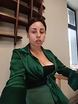 MichelleWoood online show from August 4, 2:26 am