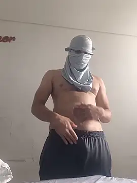 reymisterio111 online show from June 8, 7:14 pm