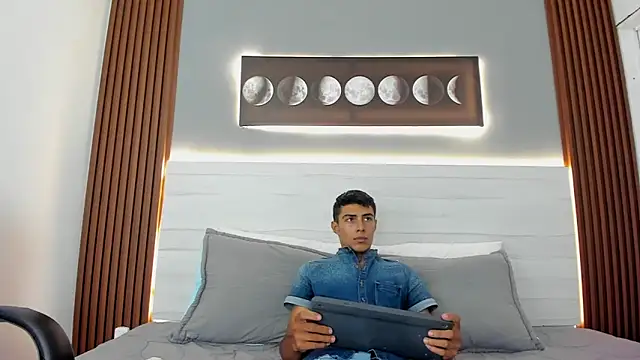 Bruno fox online show from July 1, 7:24 pm