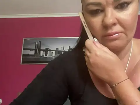 SecretLia69 online show from June 11, 6:44 am
