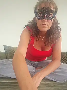 Giulia2903 online show from July 3, 11:27 am