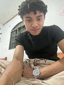Guilhermesousaferro online show from June 14, 12:41 am