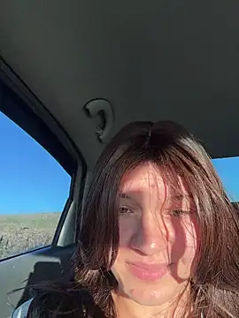 girl-Emily online show from August 3, 4:11 am