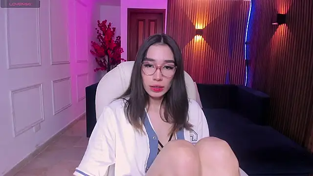 Emma caarter  online show from June 25, 3:17 am