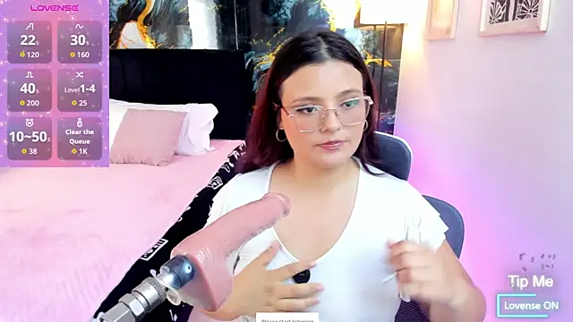 Miss Kloee online show from July 21, 7:05 pm