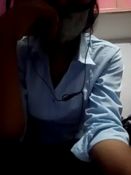 Virgin girl 001 online show from June 10, 5:18 am