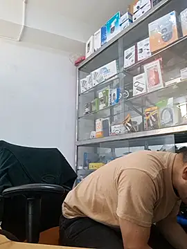 latinsexsteven online show from June 20, 9:39 pm