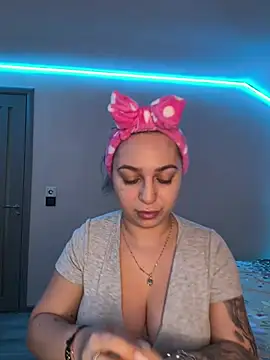 xLexi online show from July 21, 5:32 am