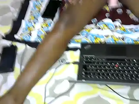 Sexyfineass  online show from June 11, 7:06 am