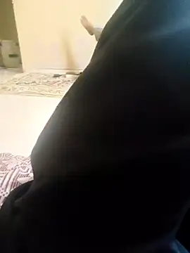 Snapshot of ayanmalik86 chatting on July 20, 10:29 am ayanmalik86 online show from July 20, 10:29 am