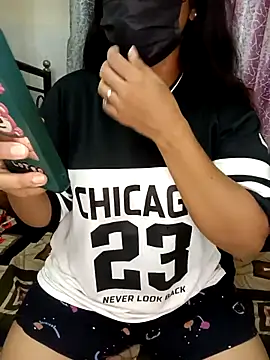 Gauri Xx online show from July 24, 5:33 pm