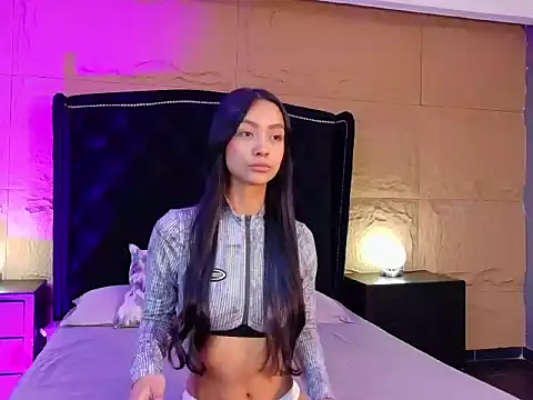 Ella Walsh online show from June 27, 11:59 am