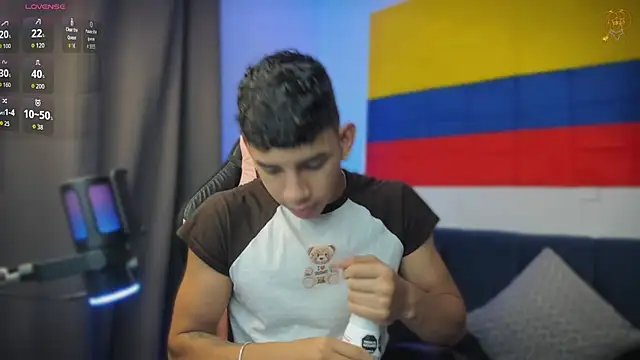 andy cute22 online show from June 24, 1:15 am