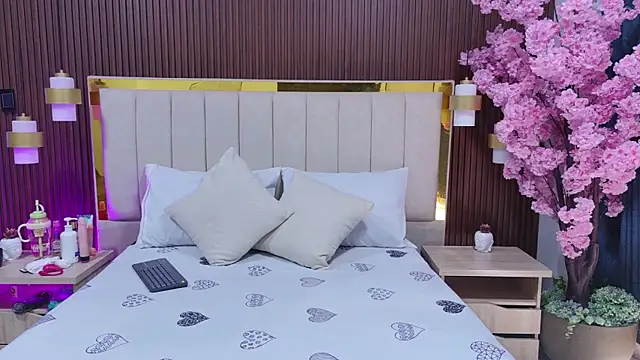 KarinaPrincess online show from July 7, 8:02 pm