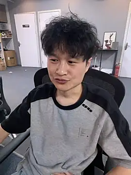 Snapshot of xiaowu01 chatting on June 11, 5:22 pm xiaowu01 online show from June 11, 5:22 pm