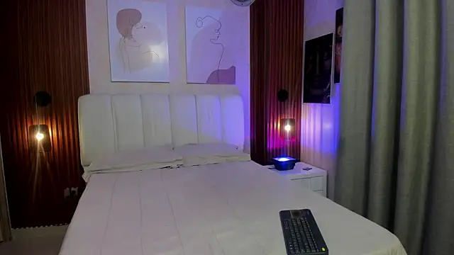 Millieskinny18 online show from July 11, 3:09 am