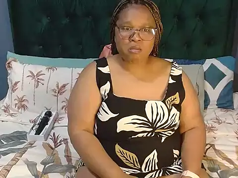 MISS BLACKBERY online show from June 12, 8:52 pm