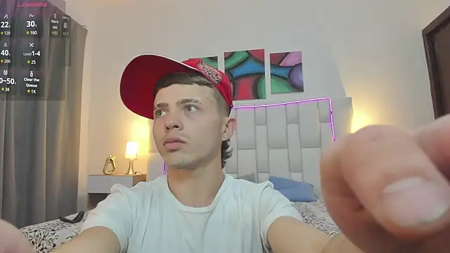 Snapshot of Zeus_damian21 chatting on June 12, 4:55 am Zeus damian21 online show from June 12, 4:55 am