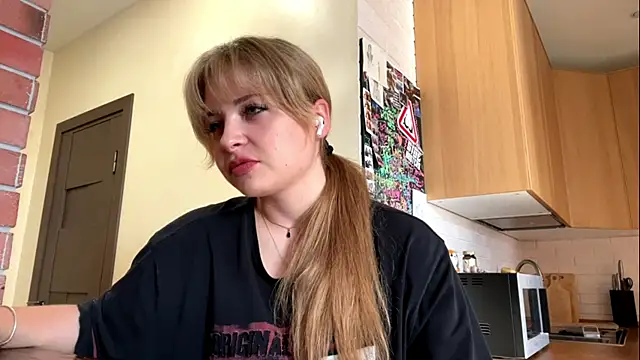 KelleeRodriguel online show from June 15, 2:19 pm