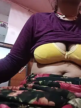 Snapshot of HOranipal57 chatting on June 21, 4:26 am HOranipal57 online show from June 21, 4:26 am
