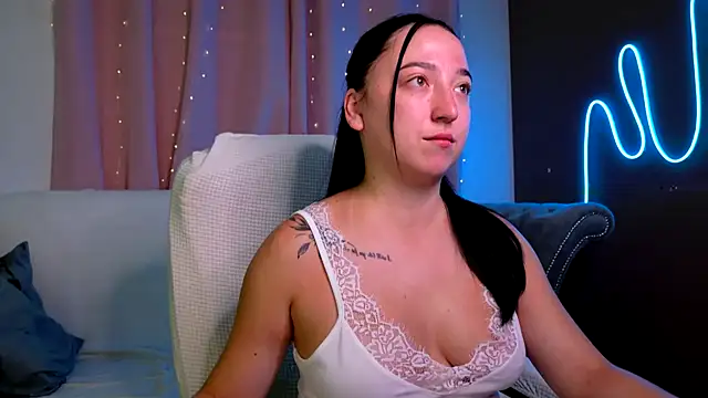 AVA MAXIMUS online show from July 21, 4:48 am
