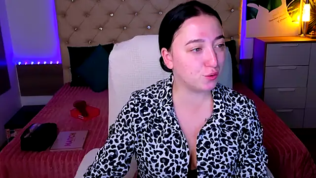 AVA MAXIMUS online show from July 28, 4:52 am