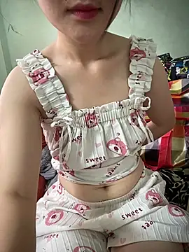 Snapshot of Cerry-cc chatting on July 15, 2:28 am Cerry-cc online show from July 15, 2:28 am