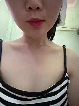 Snapshot of Cerry-cc chatting on July 21, 7:22 am Cerry-cc online show from July 21, 7:22 am