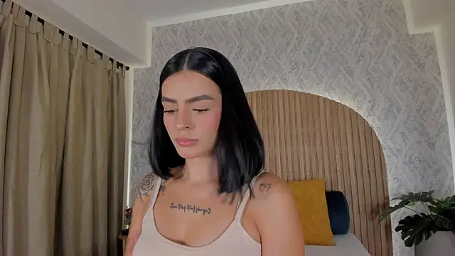 Victoria Blake  online show from July 19, 2:48 am